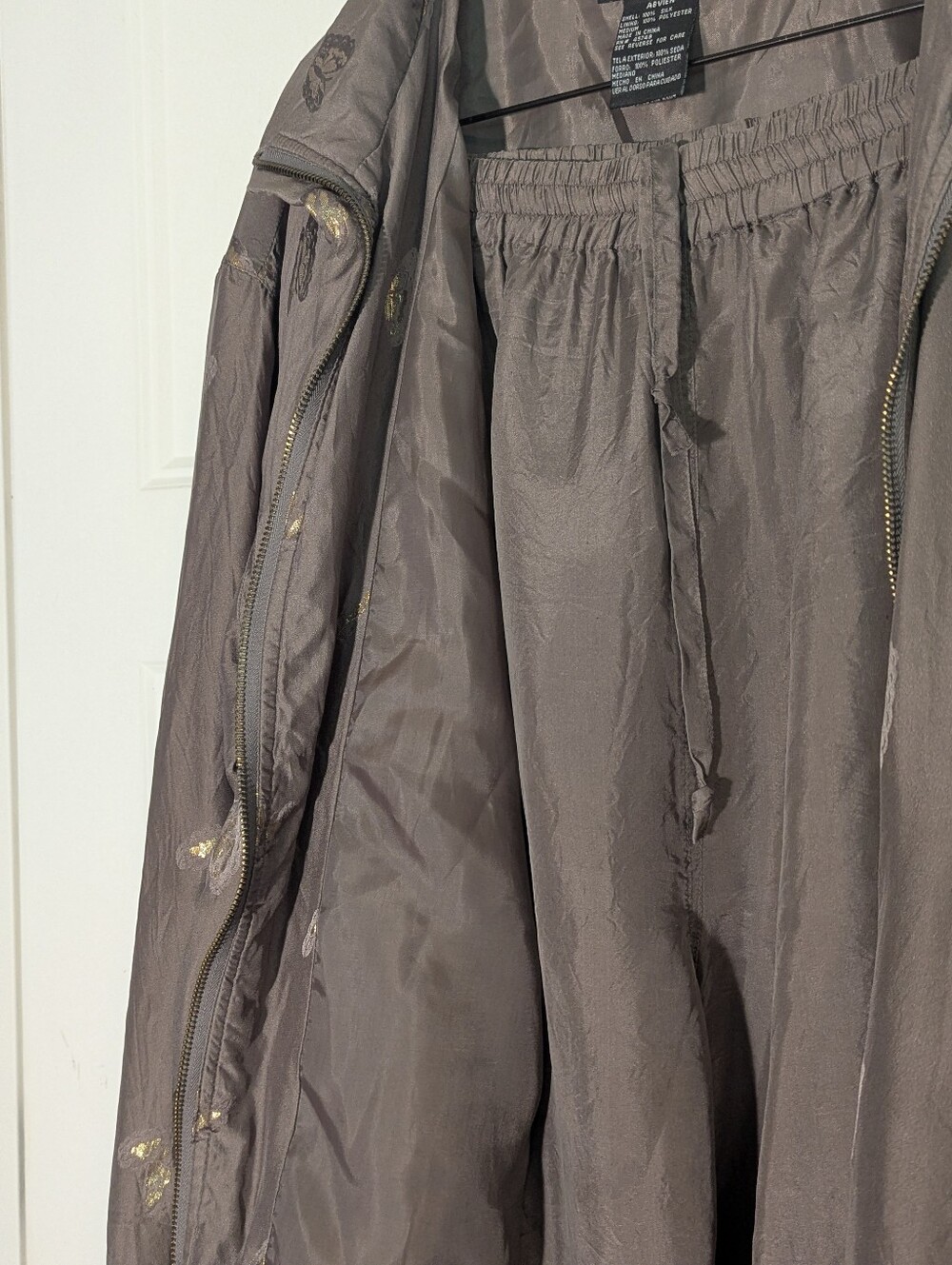 Vintage Women's Two-Piece Silk Lightweight Jacket & Pants Set. Sz Med. - Picture 8 of 16